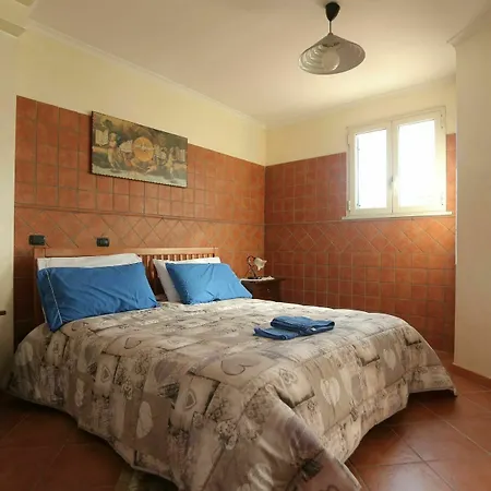 Casa Toto' * Neapol